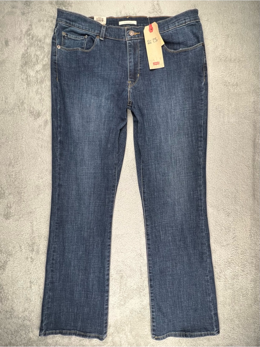 LEVI'S Jeans CLASSIC BOOTCUT Women's 16 Medium 33x32 Dark Blue Wash Stretch NWT